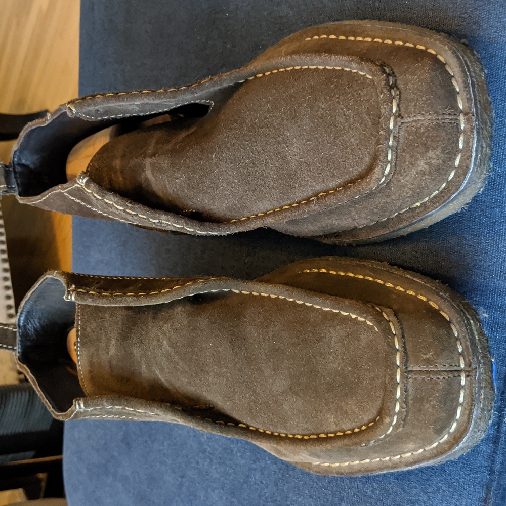 Johnston & Murrhy  size 13